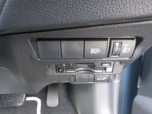 Toyota Corolla Cross 2024 Gray