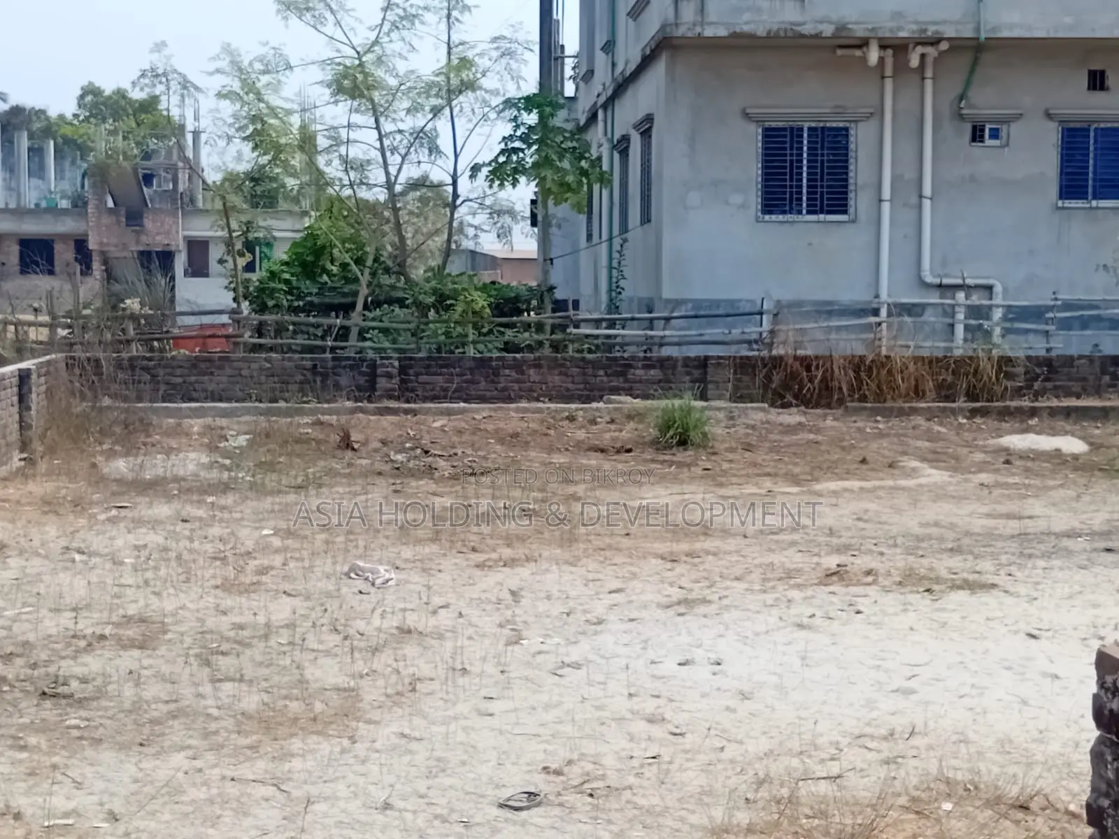 কেরানীগঞ্জ ভালো লোকেশনে ৬ কাঠা জমি বিক্রি হবে