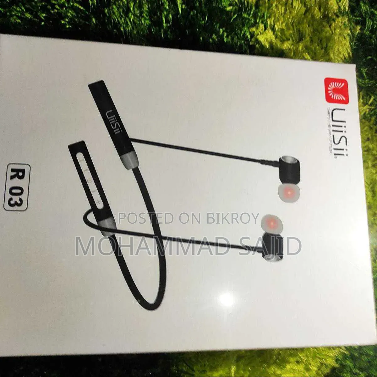 Uiisii R03 Wireless Bluetooth Neckband Heavy Bass