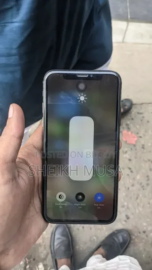 Apple iPhone X 64 GB Black