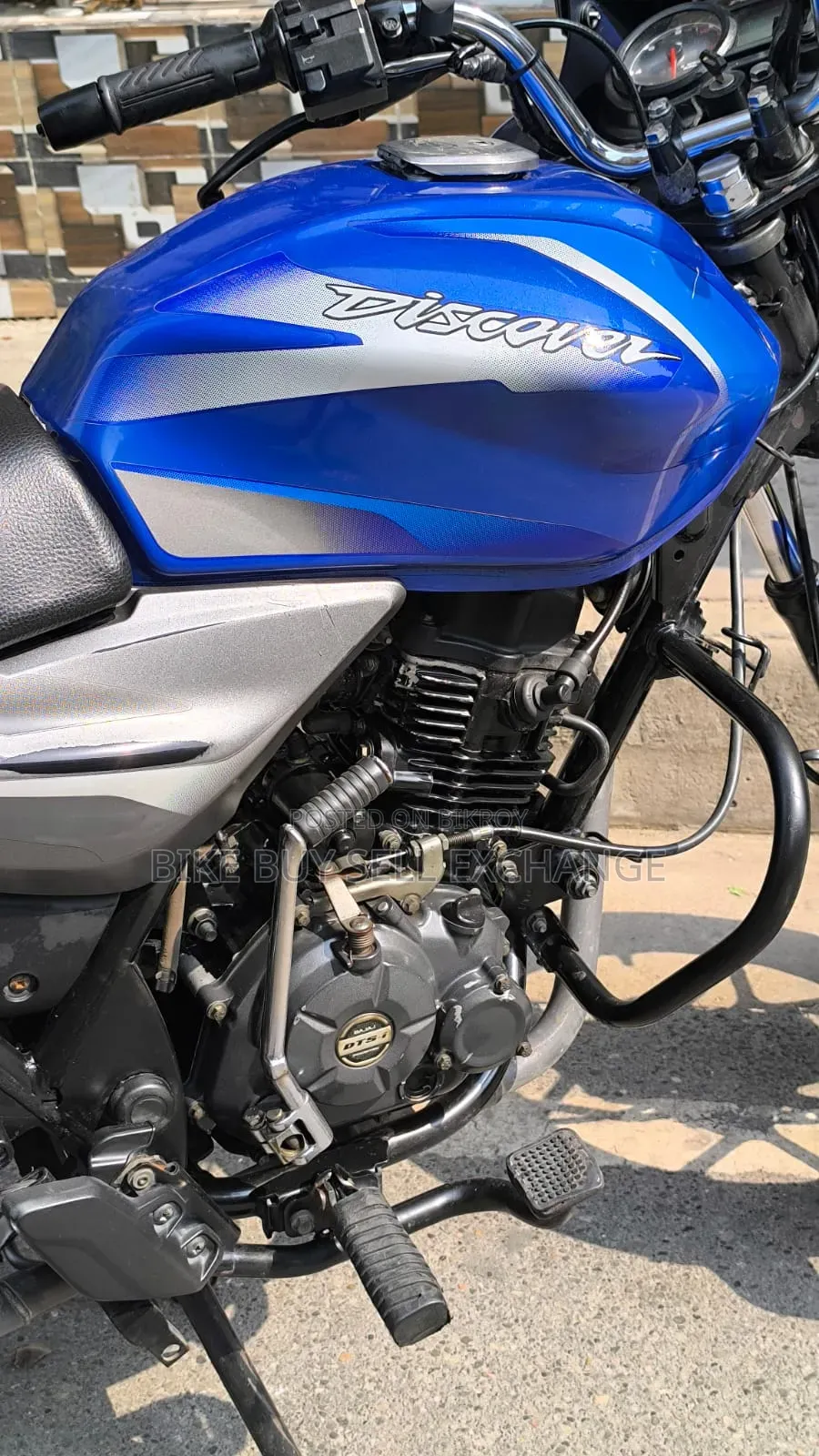 Bajaj Discover 125 2019 Blue
