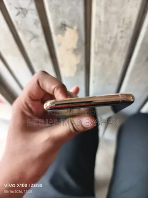Apple iPhone 11 Pro Max 64 GB Gold