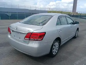 Toyota Premio 2021 Silver