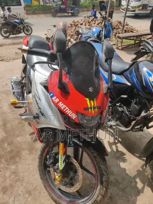 Suzuki Gixxer SF FI 2023 Orange