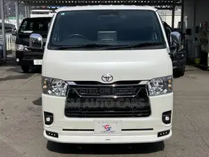 Toyota HiAce 2022 Pearl