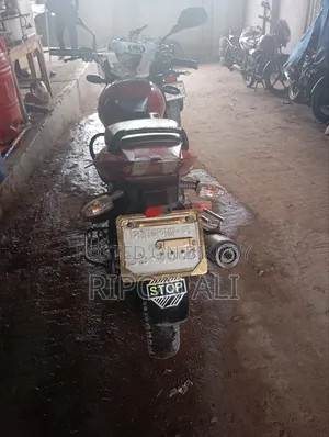 Bajaj Pulsar 150 2013 Red