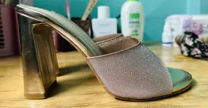High Heel.