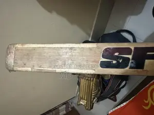 ক্রিকেট ব্যাট বিক্রি হবে