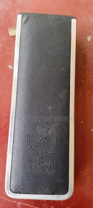 রেজার-টাইটান কনভেনশনাল রেজার