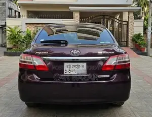 Toyota Premio 1.5 Front-Wheel Drive 2016 Maroon