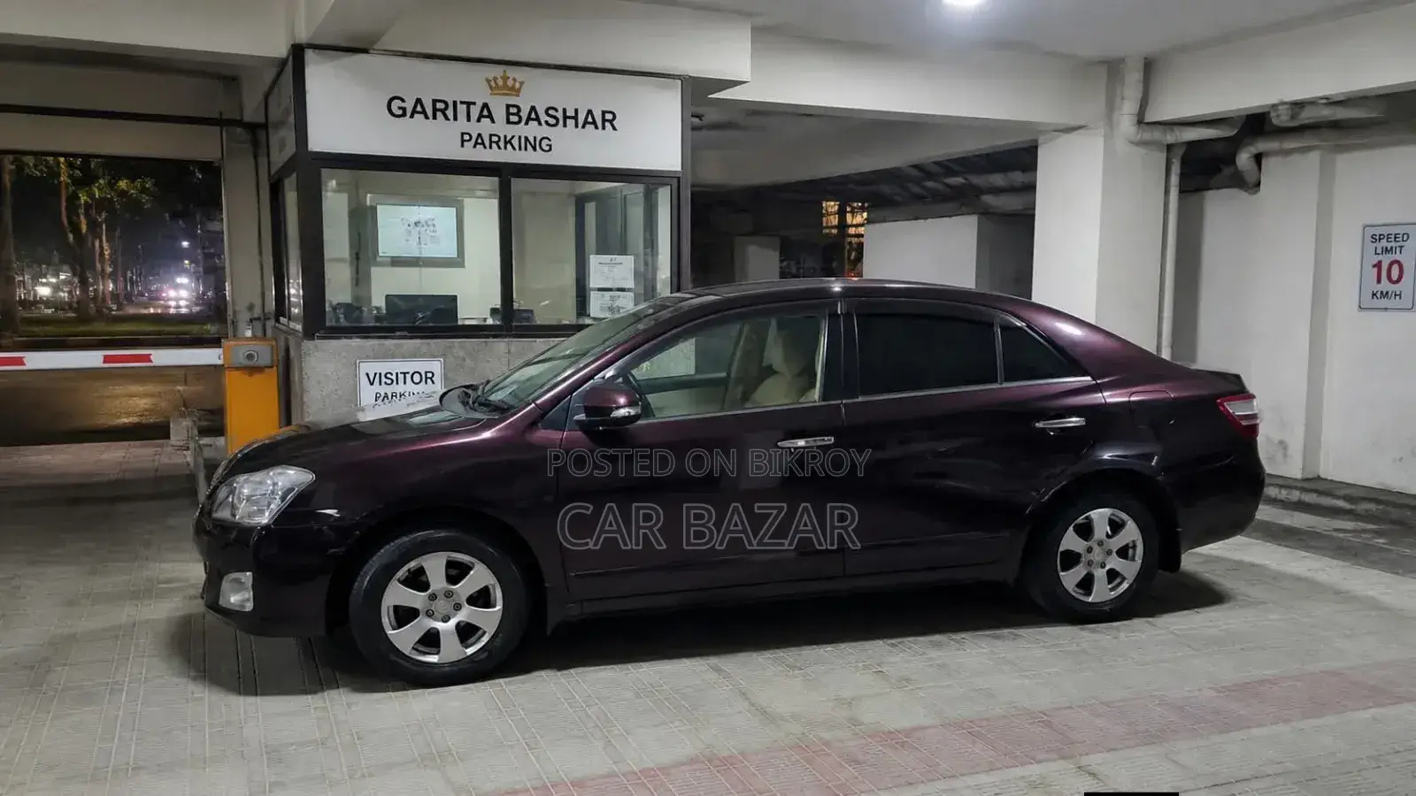 Toyota Premio 1.5 Front-Wheel Drive 2016 Maroon