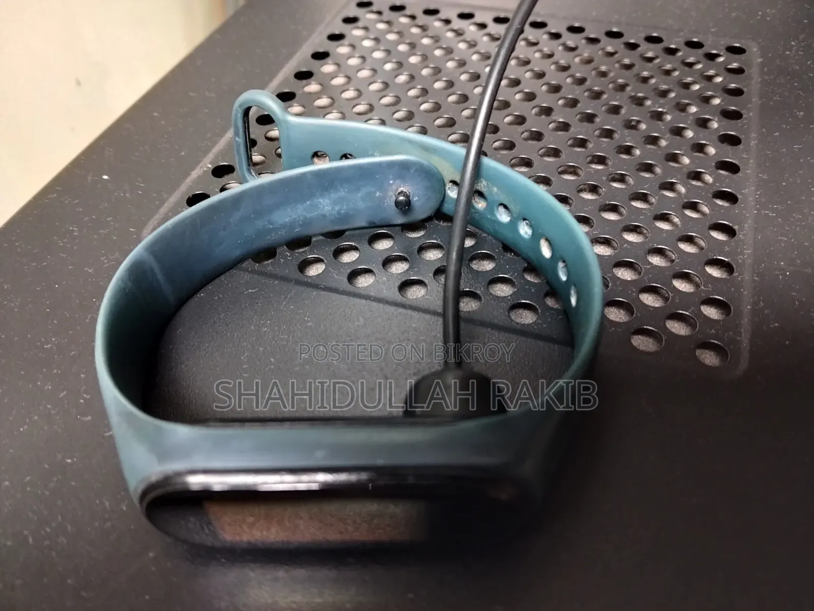 Mi Band খুব ভালো অবস্থায়