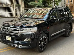 Toyota Land Cruiser 4.5 V8 VXR 2015 Black