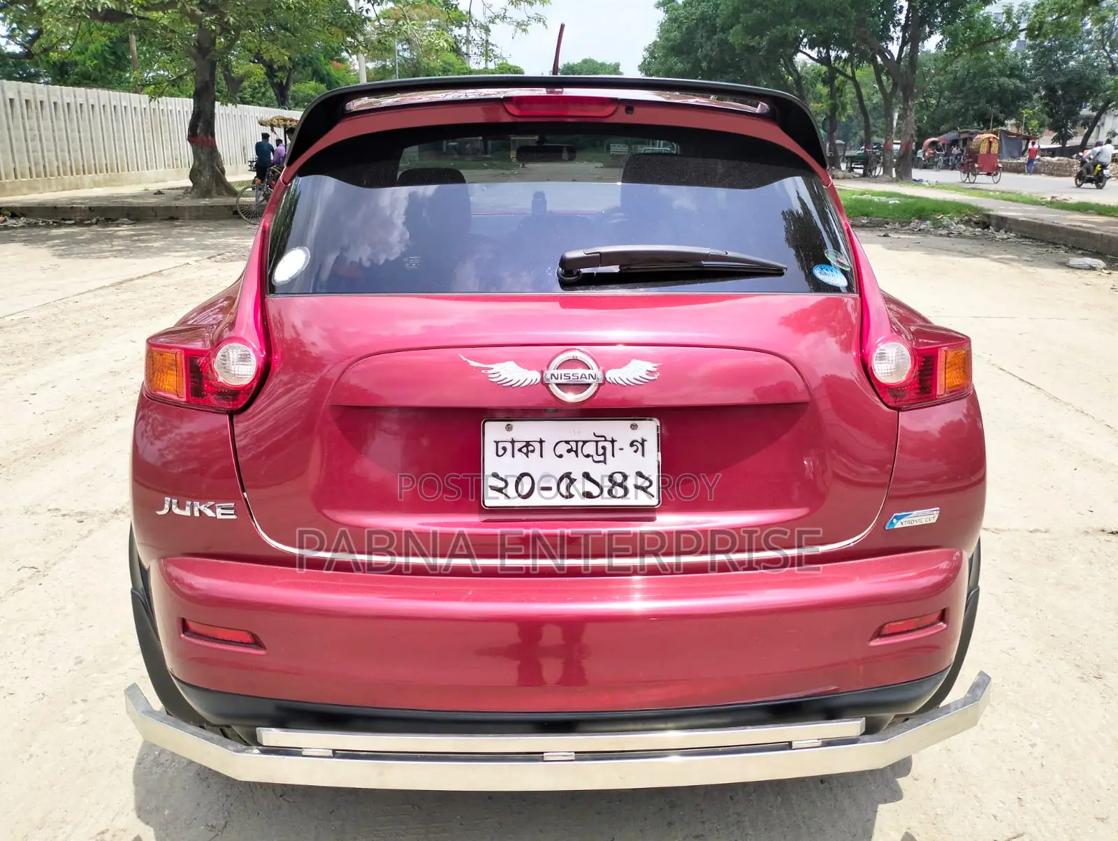 Nissan Juke 2011 Red
