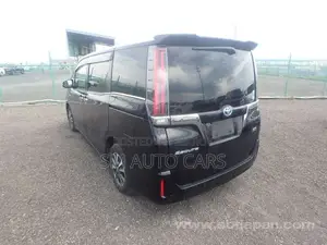 Toyota Esquire 2020 Black