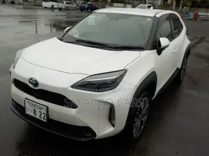 Toyota Yaris Cross 1.5 Hybrid FWD 2022 Pearl