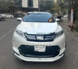 টয়োটা হ্যারিয়ার ২.০ ২০১৯ পার্ল