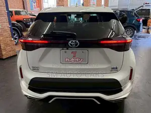 Toyota Yaris Cross 1.5 Hybrid FWD 2021 Pearl