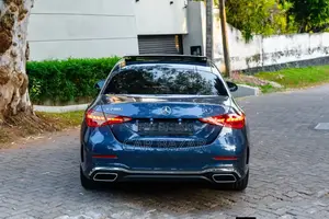 New Mercedes-Benz C200 2023 Blue