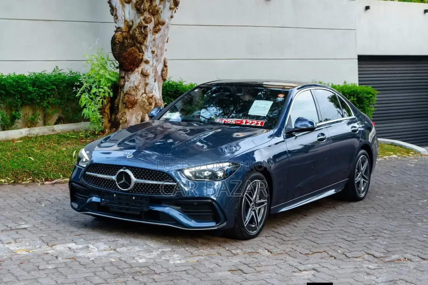 New Mercedes-Benz C200 2023 Blue