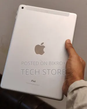 Apple iPad 9.7 32 GB White
