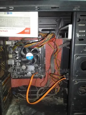 Desktop Computer Gigabyte GB-BSi3A-6100 4GB Intel Pentium SSD 128GB