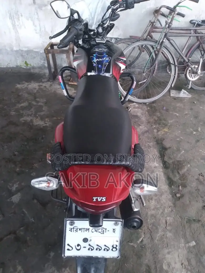TVS Metro Plus 2024 Black