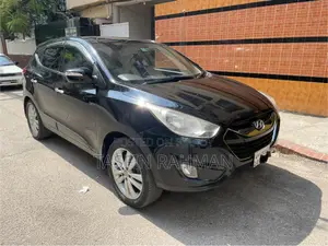 Hyundai Tucson 2011 Black