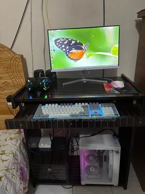 Desktop Computer 8GB Intel Core i5 SSD 256GB