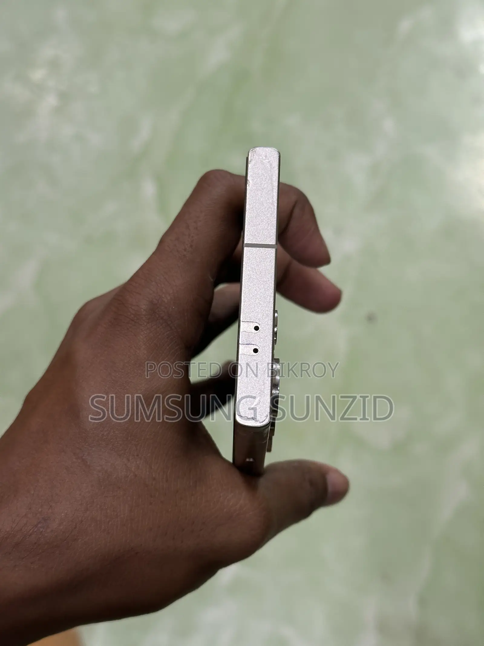 New Samsung Galaxy S24 Ultra 256 GB Gold