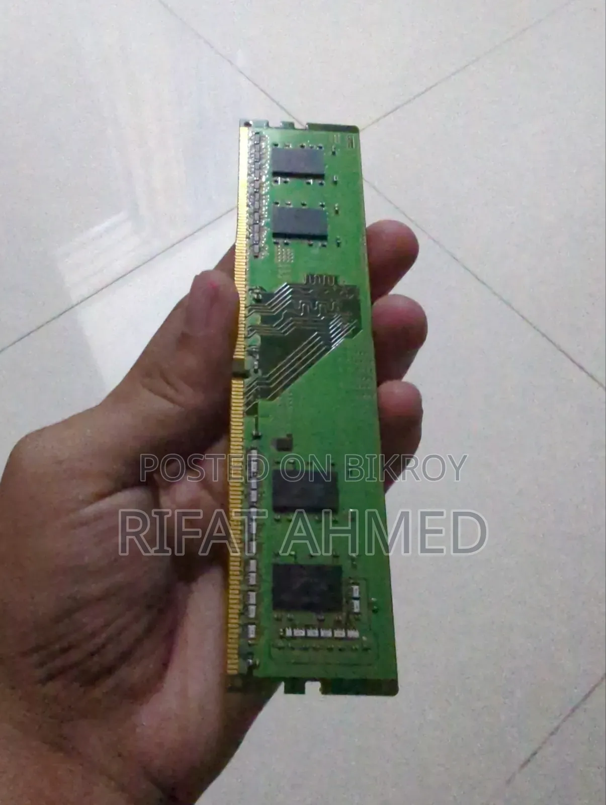 Selling Post