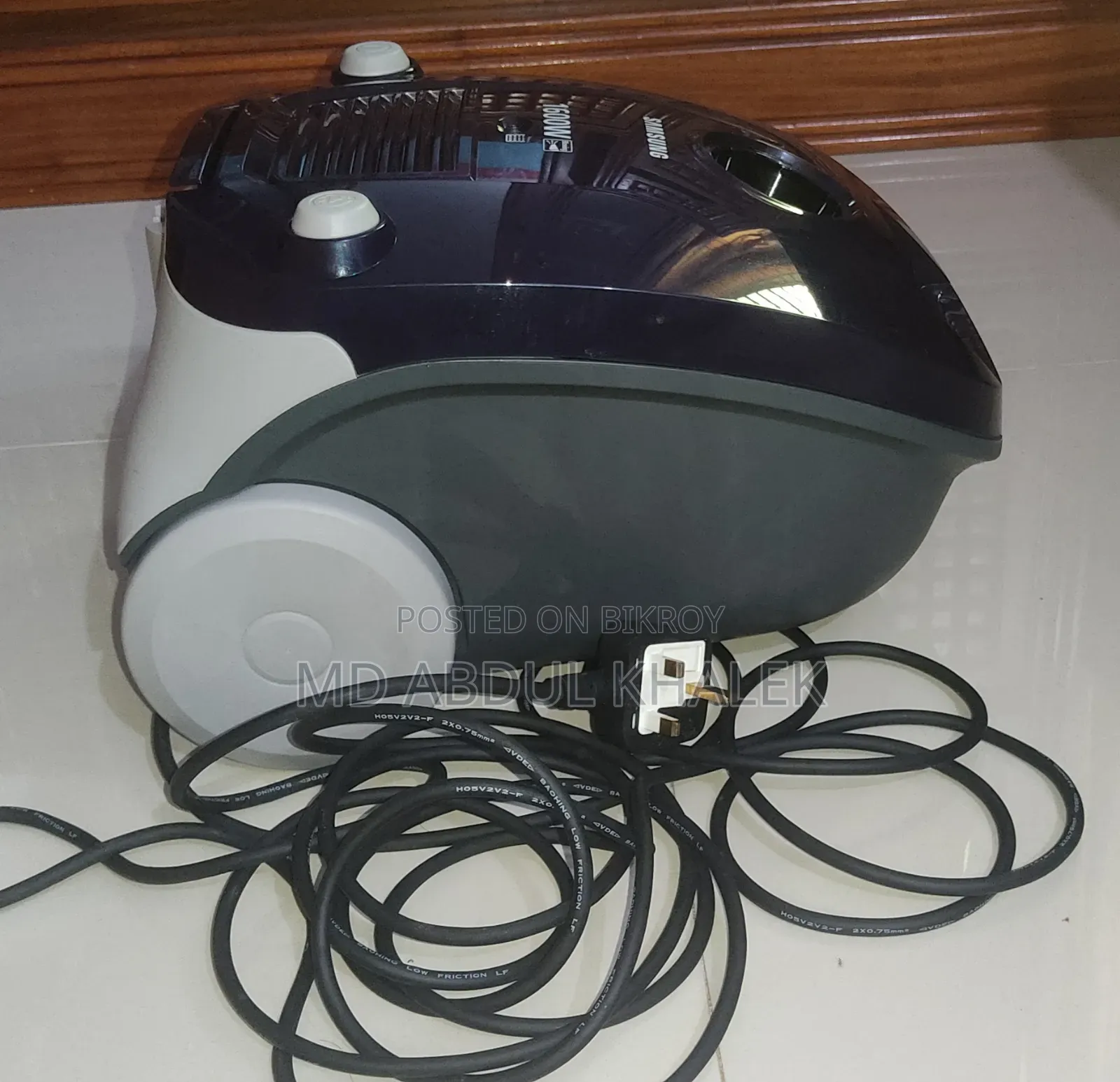 Vacuum Cleaner (Samsung)