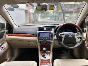 Toyota Premio 2015 Maroon