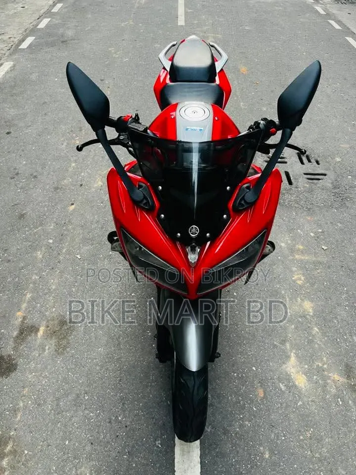 Yamaha 2017 Red