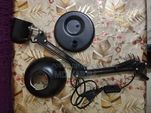 Desk Lamp Stant