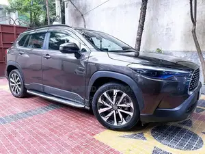 Toyota Corolla Cross 1.8 Hybrid AWD 2021 Brown