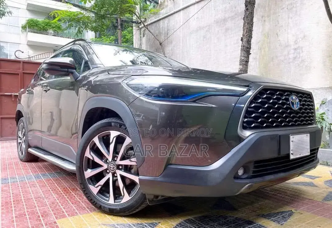 Toyota Corolla Cross 1.8 Hybrid AWD 2021 Brown
