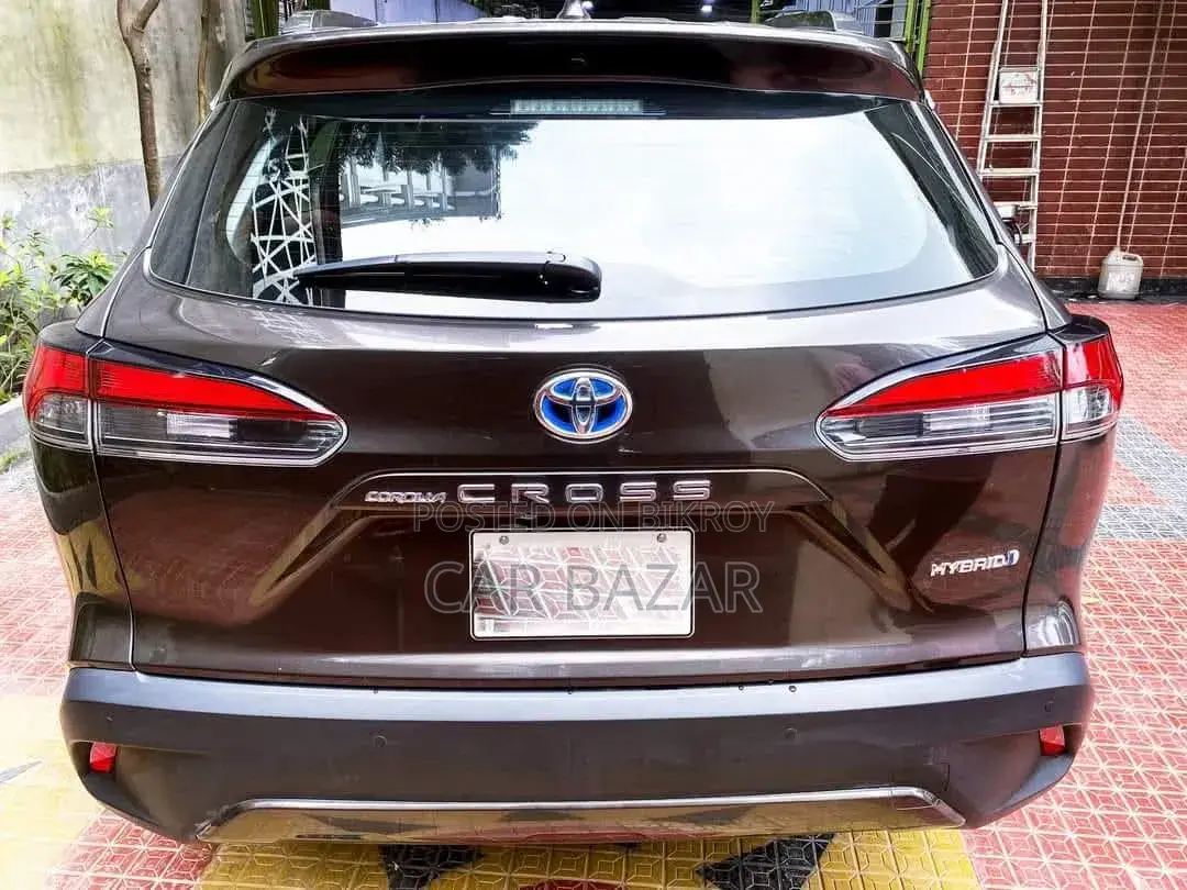 Toyota Corolla Cross 1.8 Hybrid AWD 2021 Brown