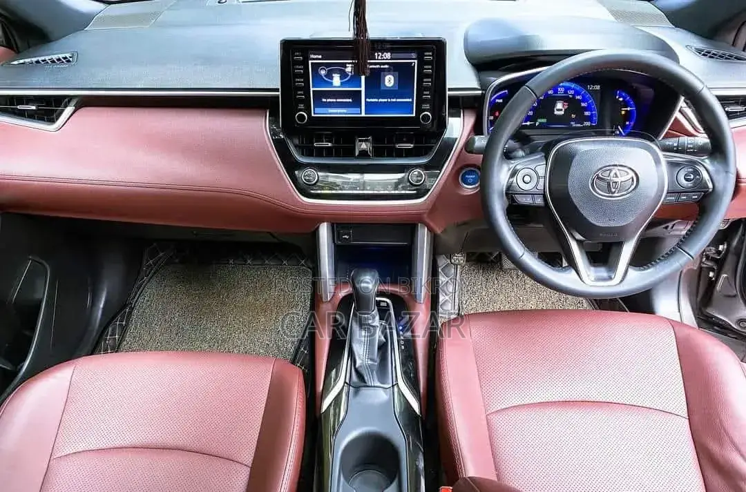 Toyota Corolla Cross 1.8 Hybrid AWD 2021 Brown