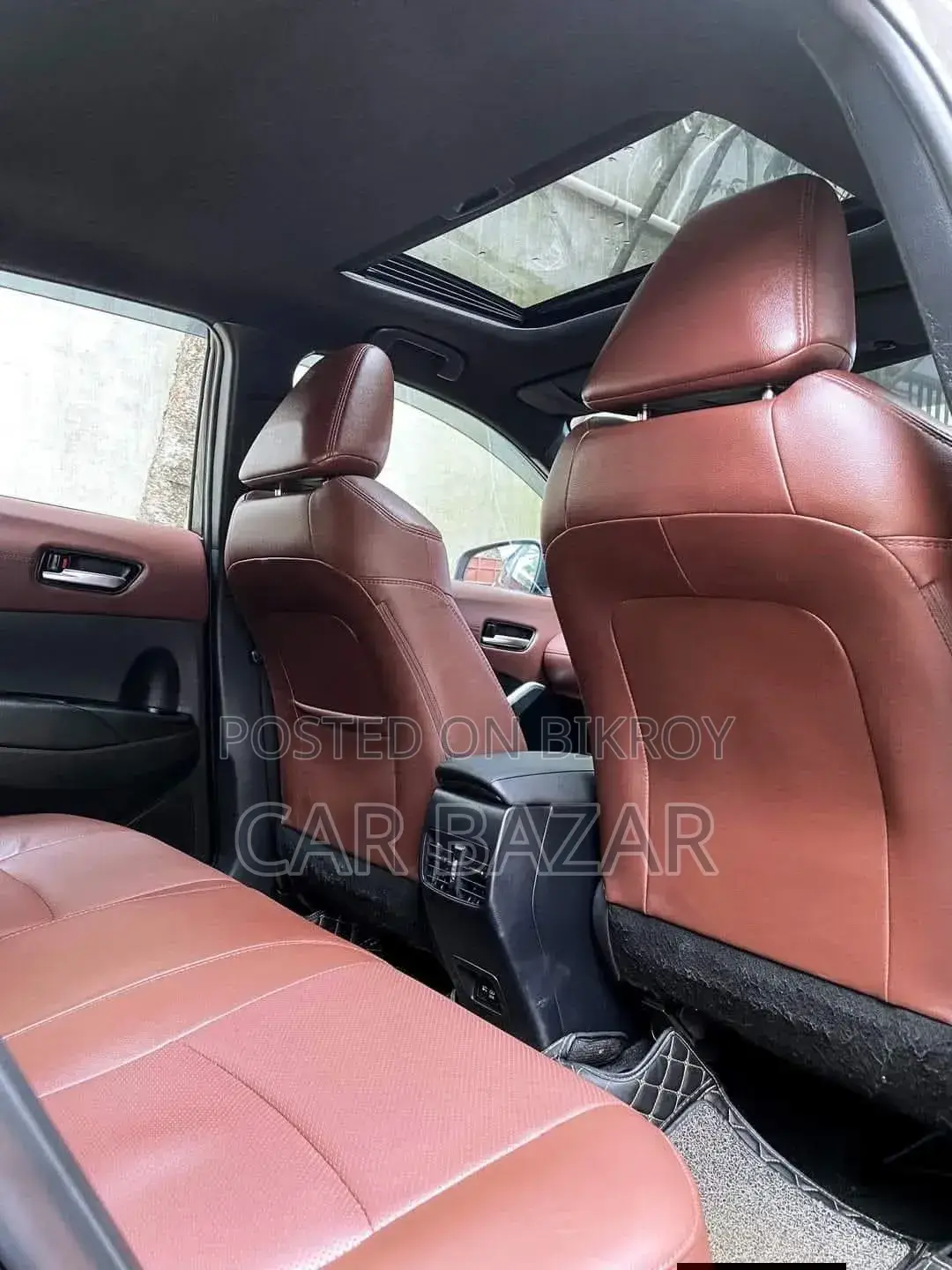 Toyota Corolla Cross 1.8 Hybrid AWD 2021 Brown