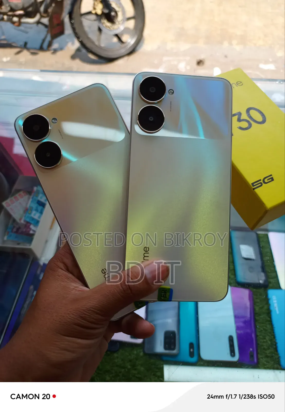 নতুন Realme V30 128 GB রোজ গোল্ড