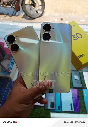 নতুন Realme V30 128 GB রোজ গোল্ড