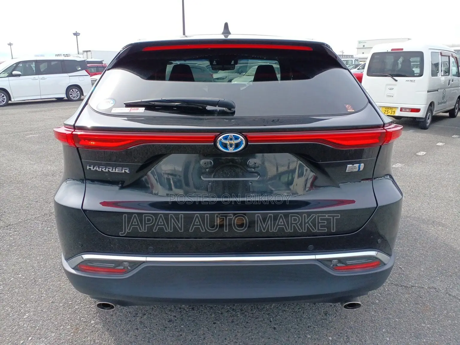 Toyota Harrier 2.5 Hybrid 2021 Black