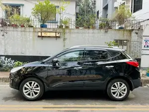 Hyundai Tucson GLS AWD 2011 Black