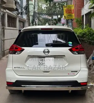 Nissan X-Trail 2.0 Hybrid AWD 2018 Pearl