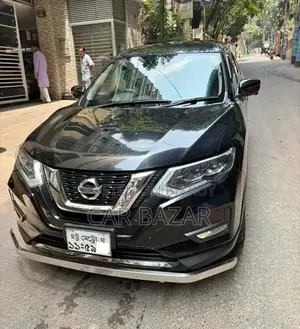 Nissan X-Trail 2.0 Hybrid AWD 2018 Black
