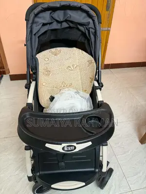 বেবি কার সিটার