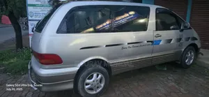 Toyota Estima 1995 Silver
