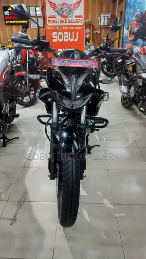 Hero Xtreme 125R 2025 কালো