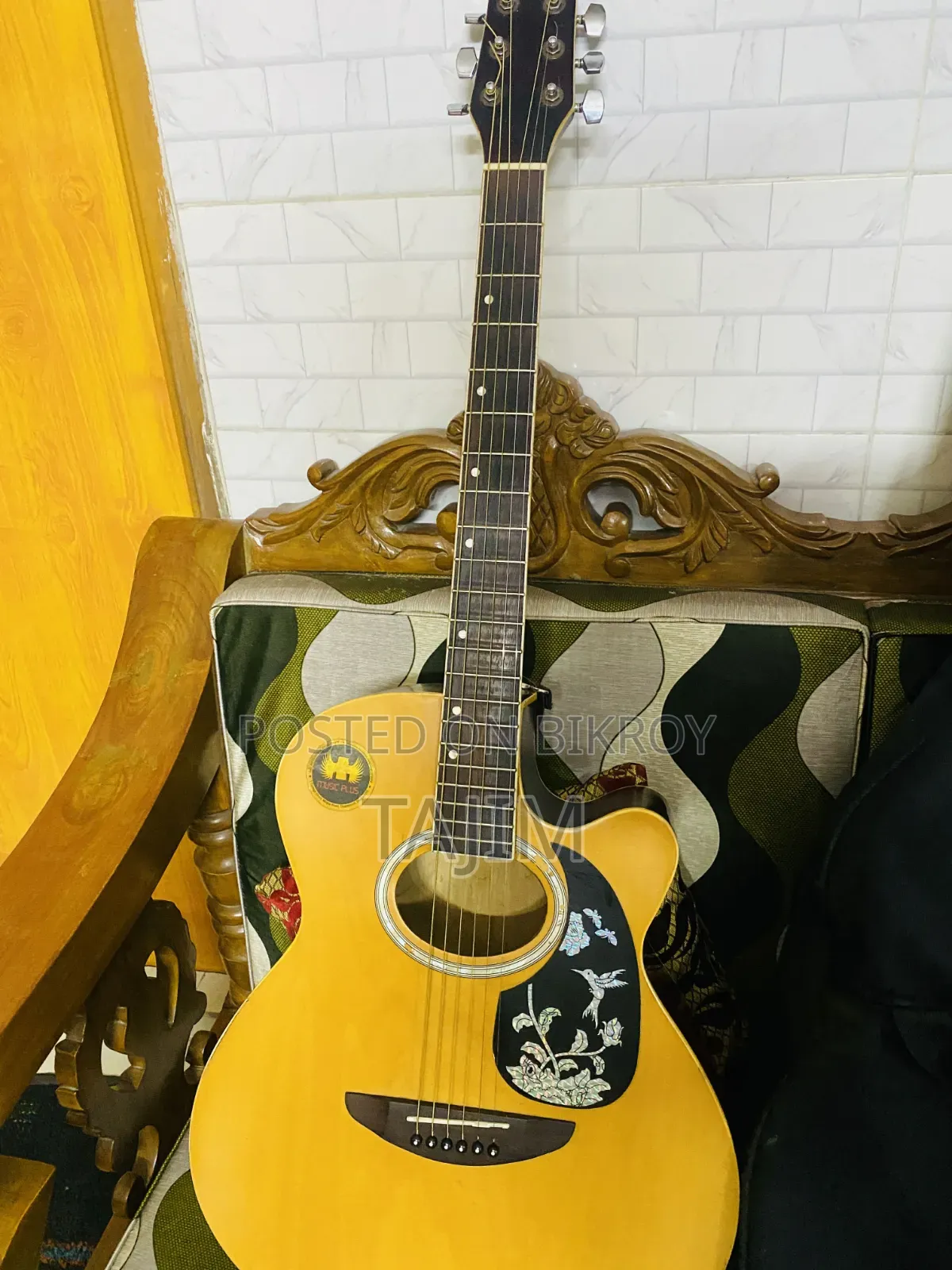 Acoustic Guitar for Sale